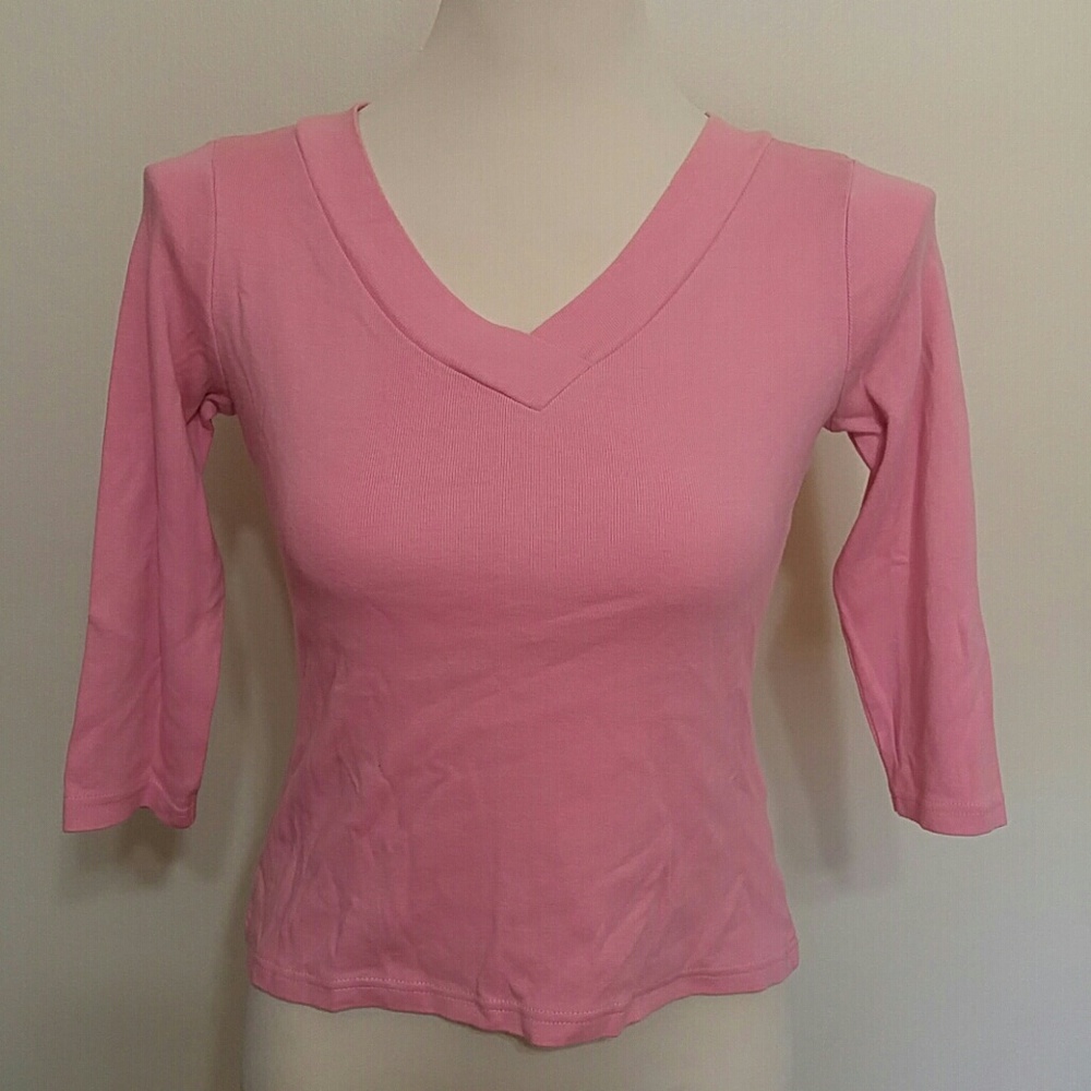 Pink v-neck half sleeve tee size P - Picture 1 of 2